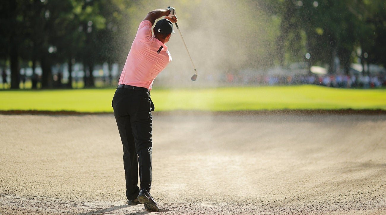 Tiger Woods bunker shot WGC-Mexico