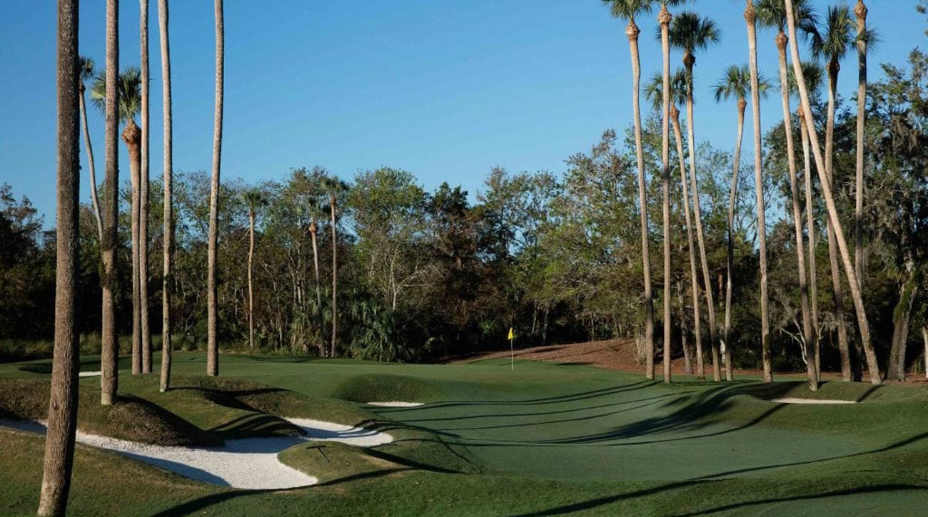 The par-4 sixth hole on the Stadium Course at TPC Sawgrass.