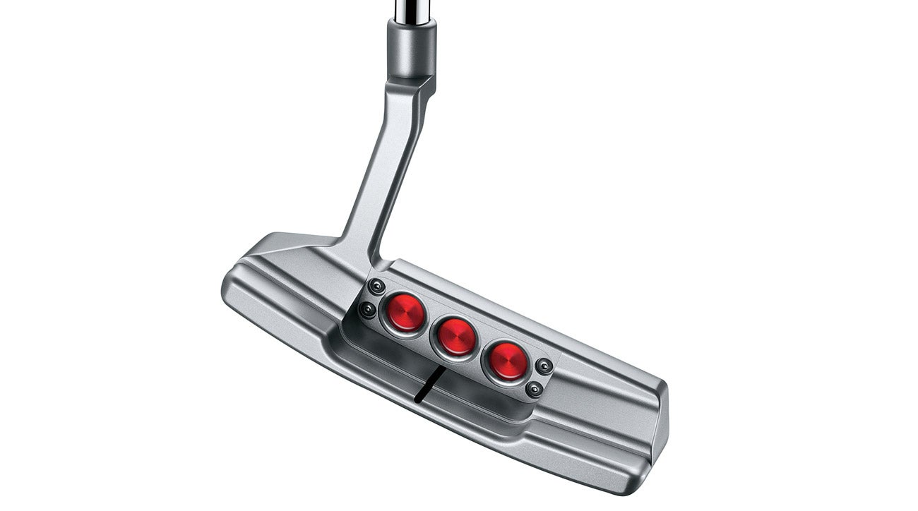 Titleist Scotty Cameron Select Newport 2 putter.
