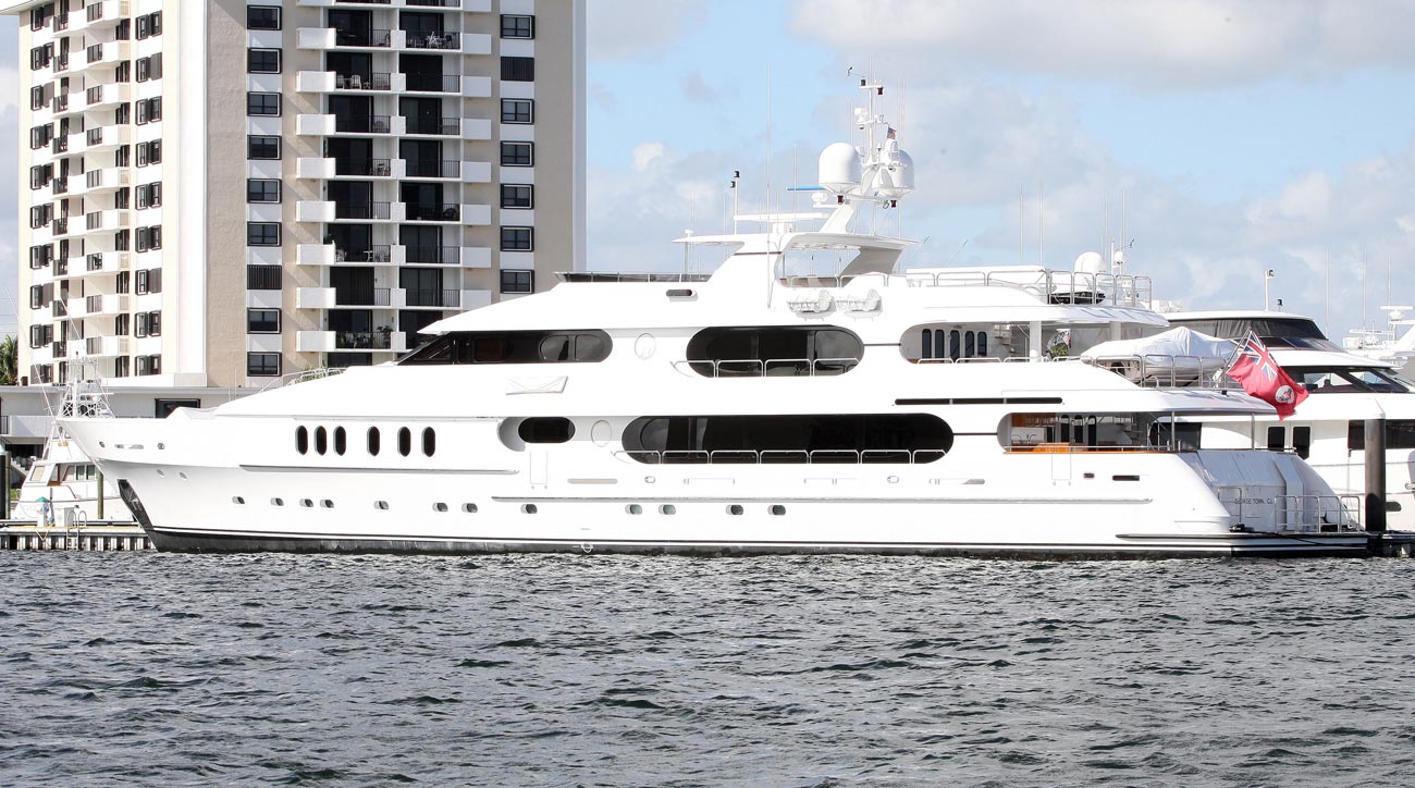 Tiger Woods yacht