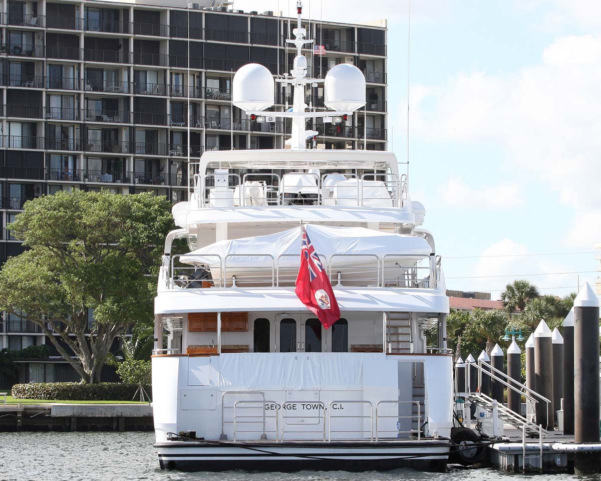 Tiger Woods yacht