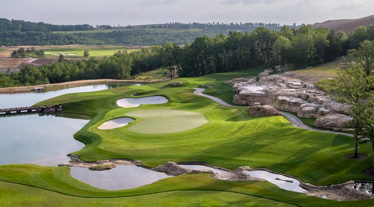 A view of the beautiful 4th hole at Payne's Valley.