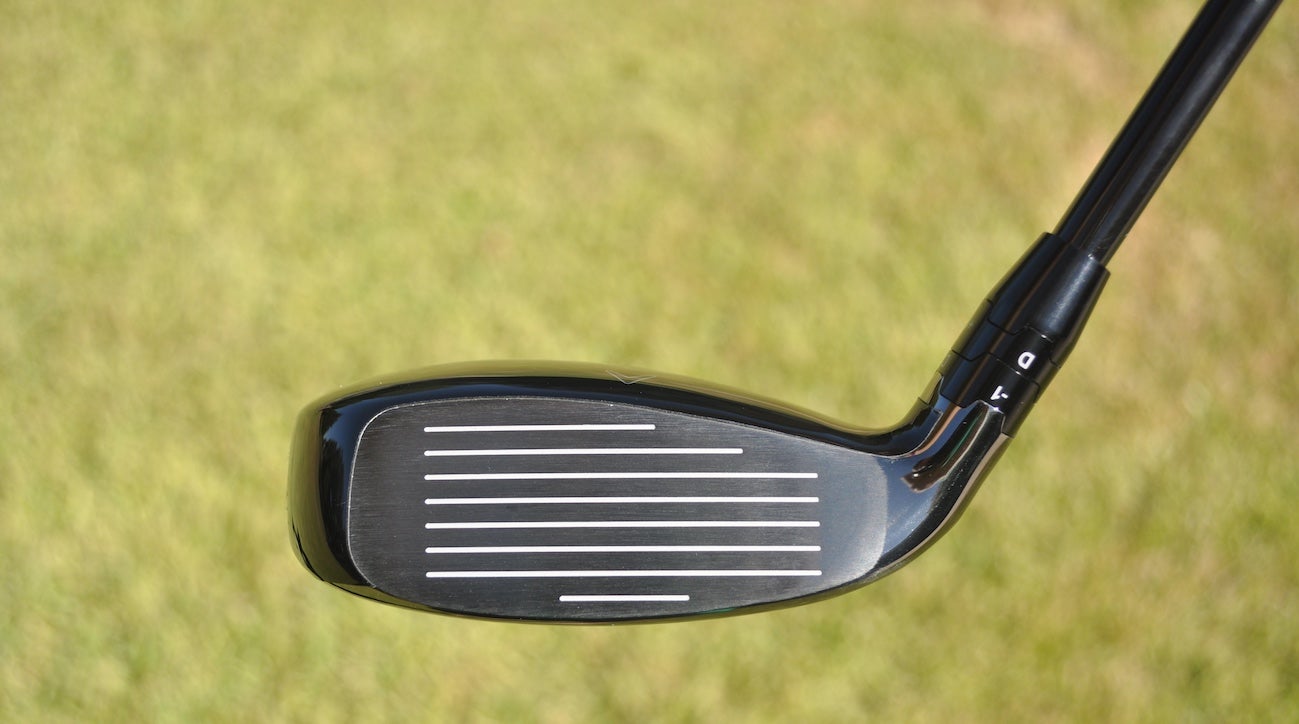 A high-strength titanium face insert promotes faster ball speeds.
