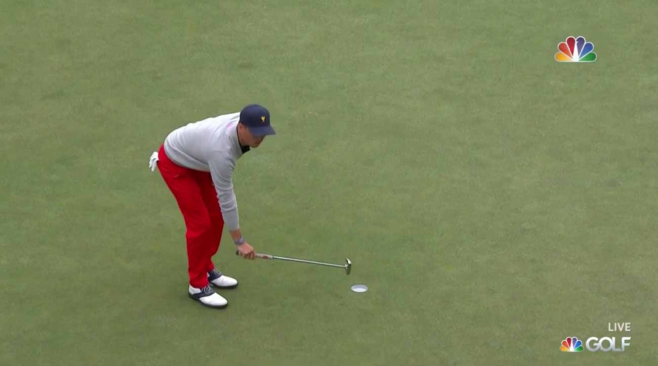 Justin Thomas made a short birdie putt at No. 11.