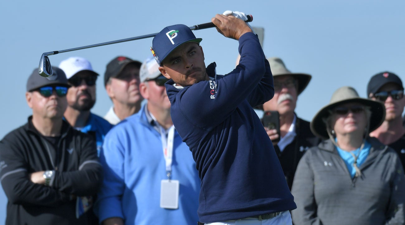 Rickie Fowler tees off at the Farmers Insurance Open.
