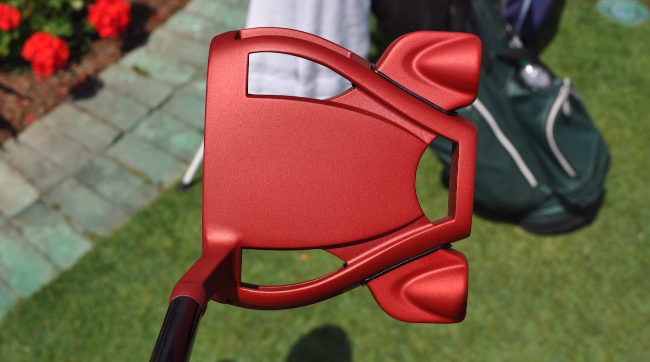 Jason Day prefers the look of a clean crown on his TaylorMade Spider.