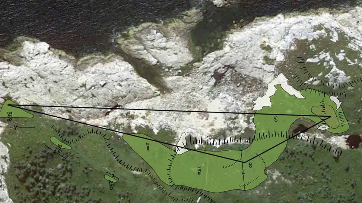 Is this the perfect par 4? A coastal-clinger that tests your courage off the tee