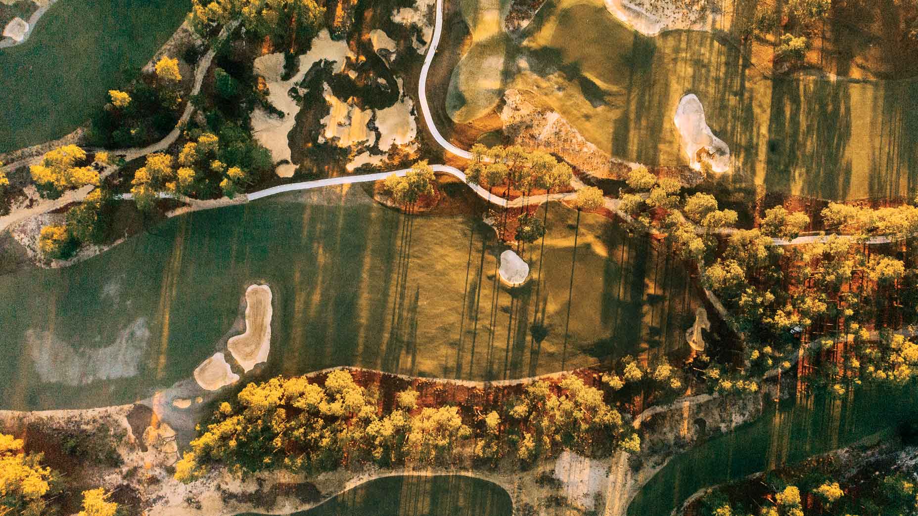 5 key golf course design features pros hate and amateurs love (and vice versa)