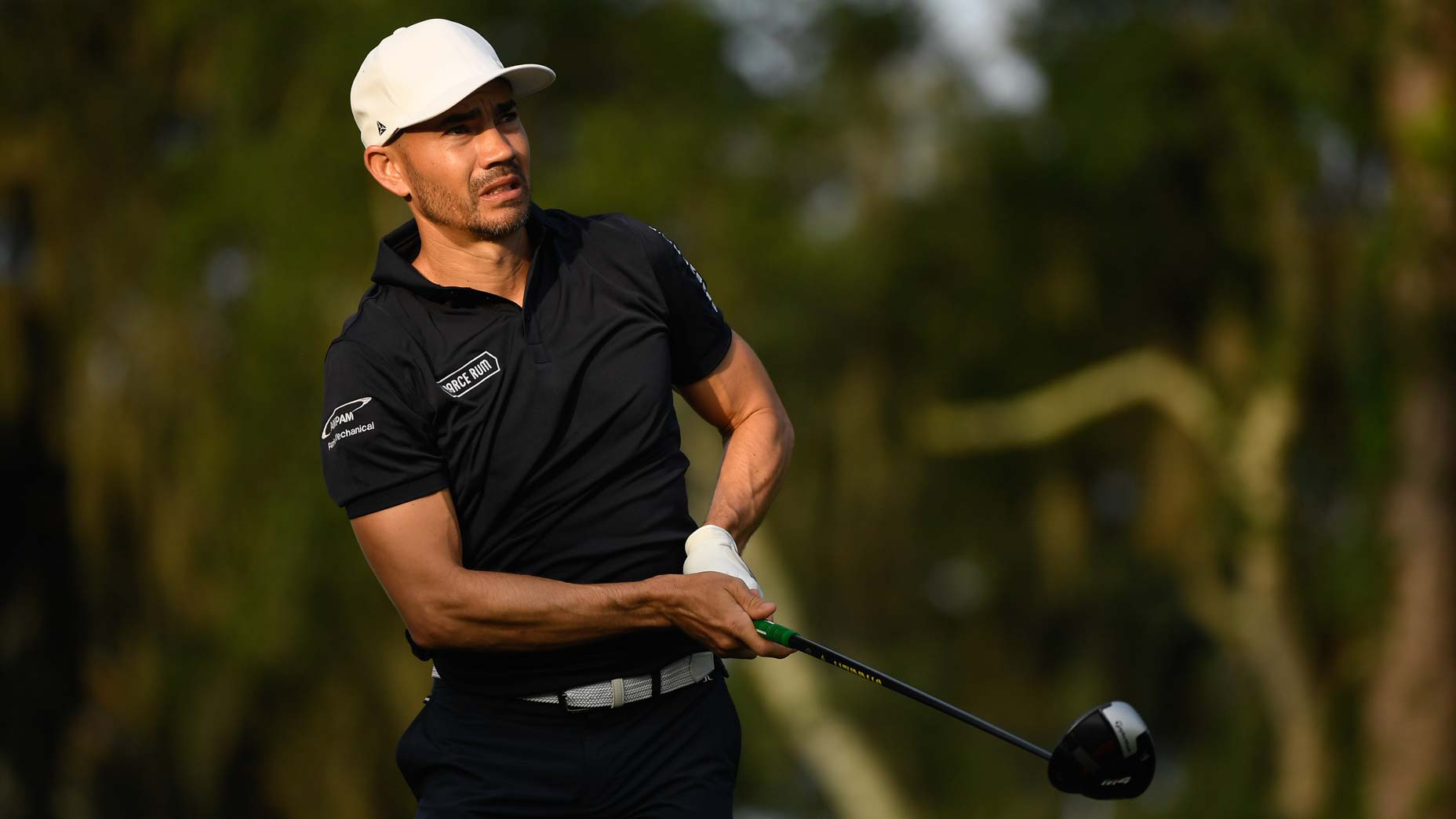 camilo villegas finishes his swing