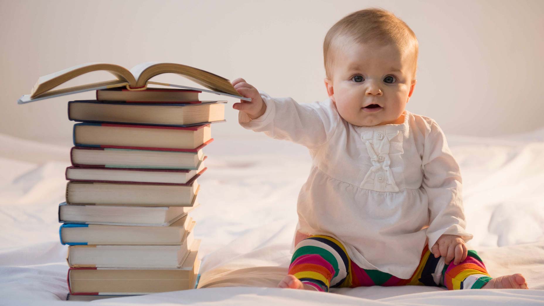 baby with books