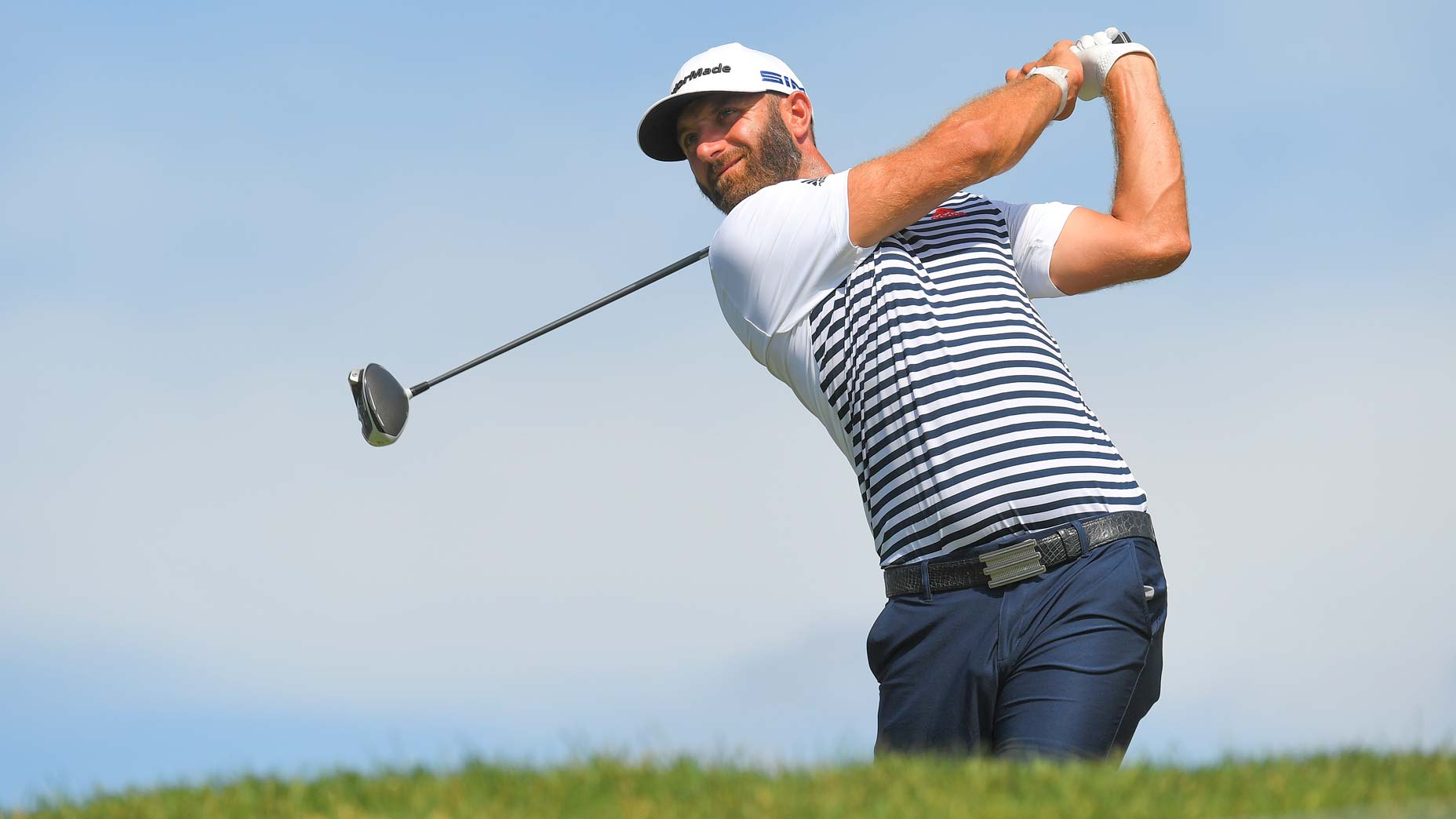 dustin johnson swings