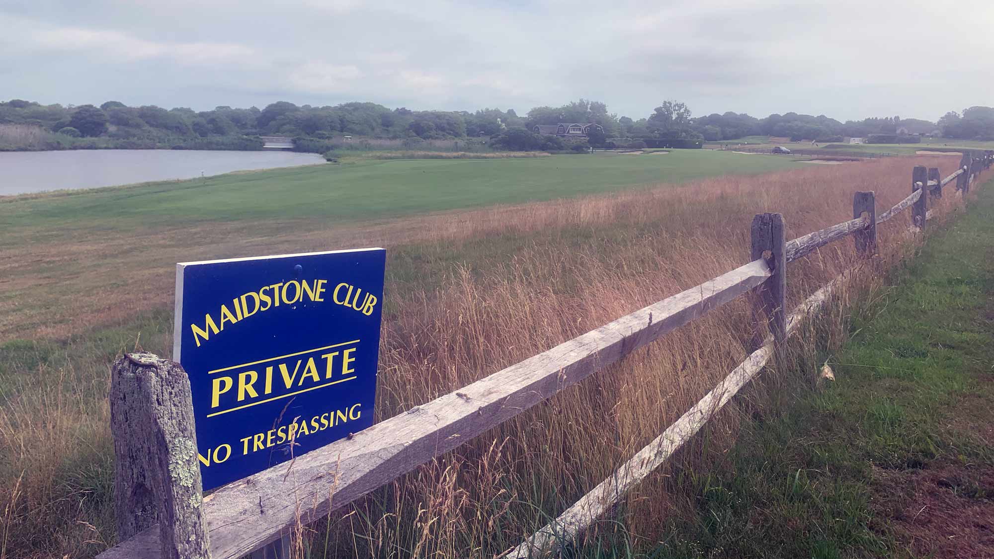 maidstone no trespassing sign