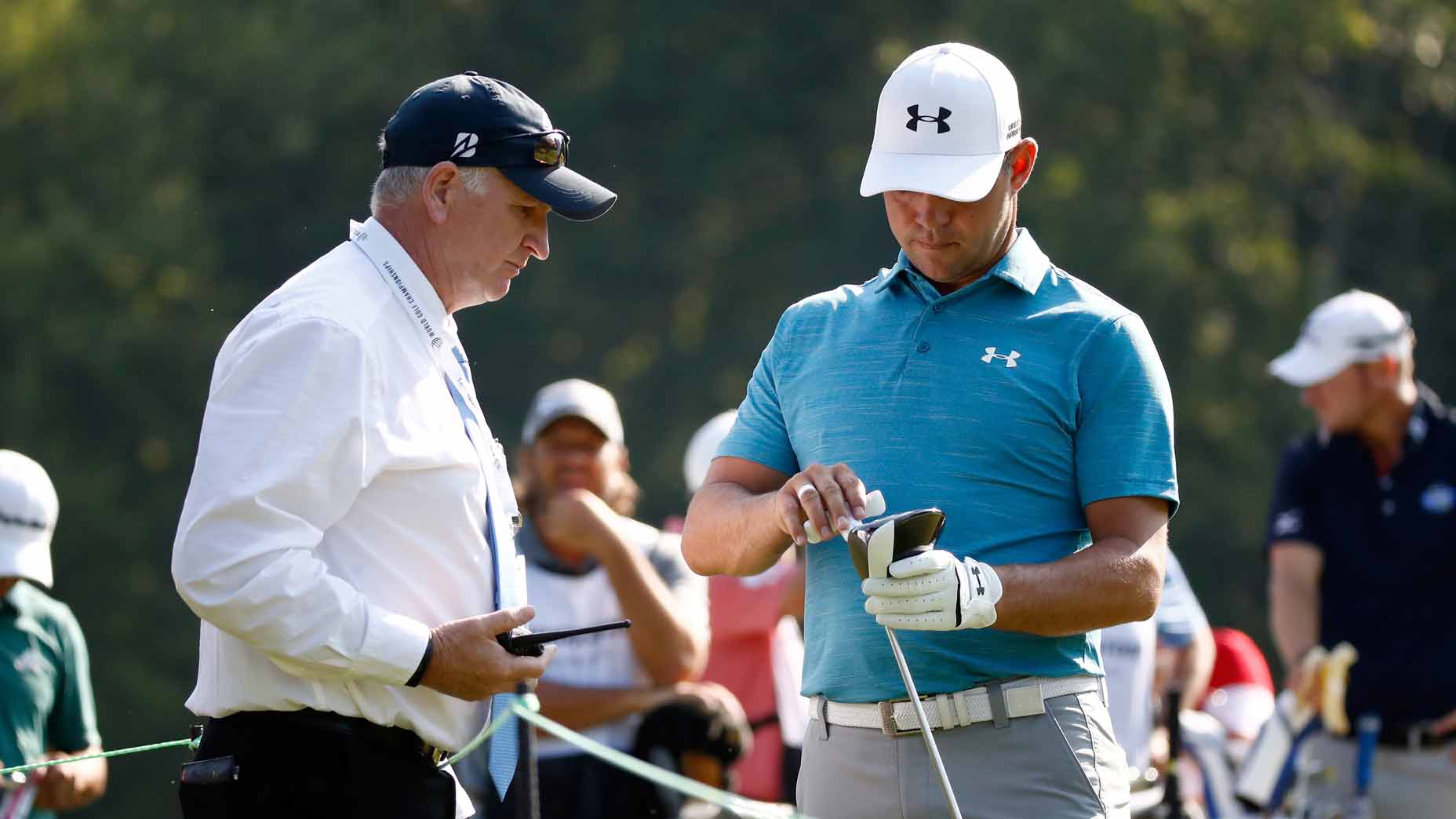 player tighten adjustable driver