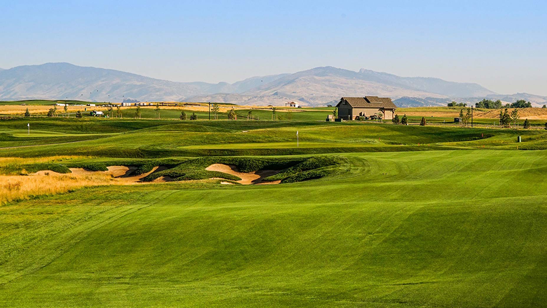 Why this nearly 8,000-yard course is still too short for pros