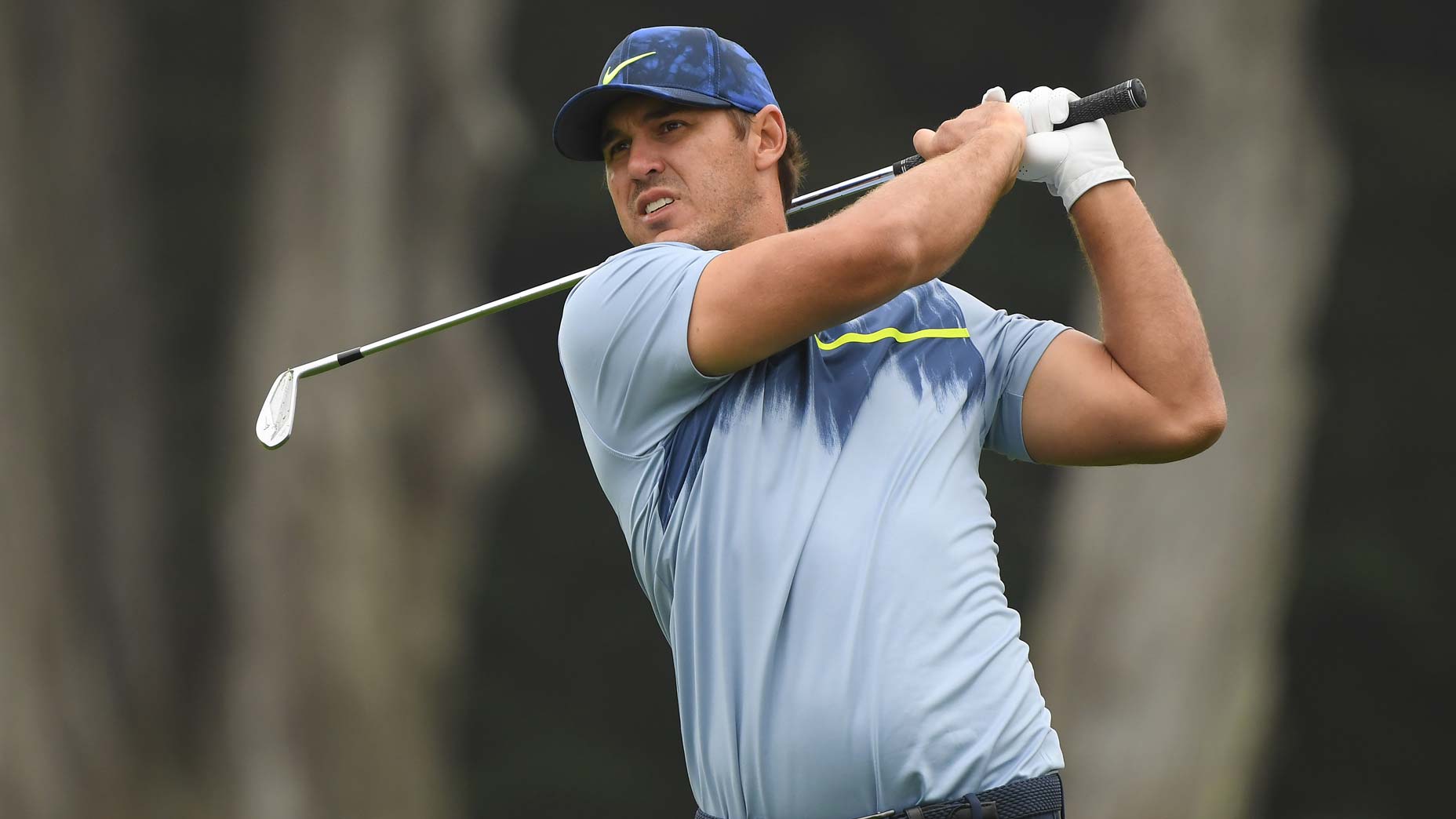 brooks koepka swings