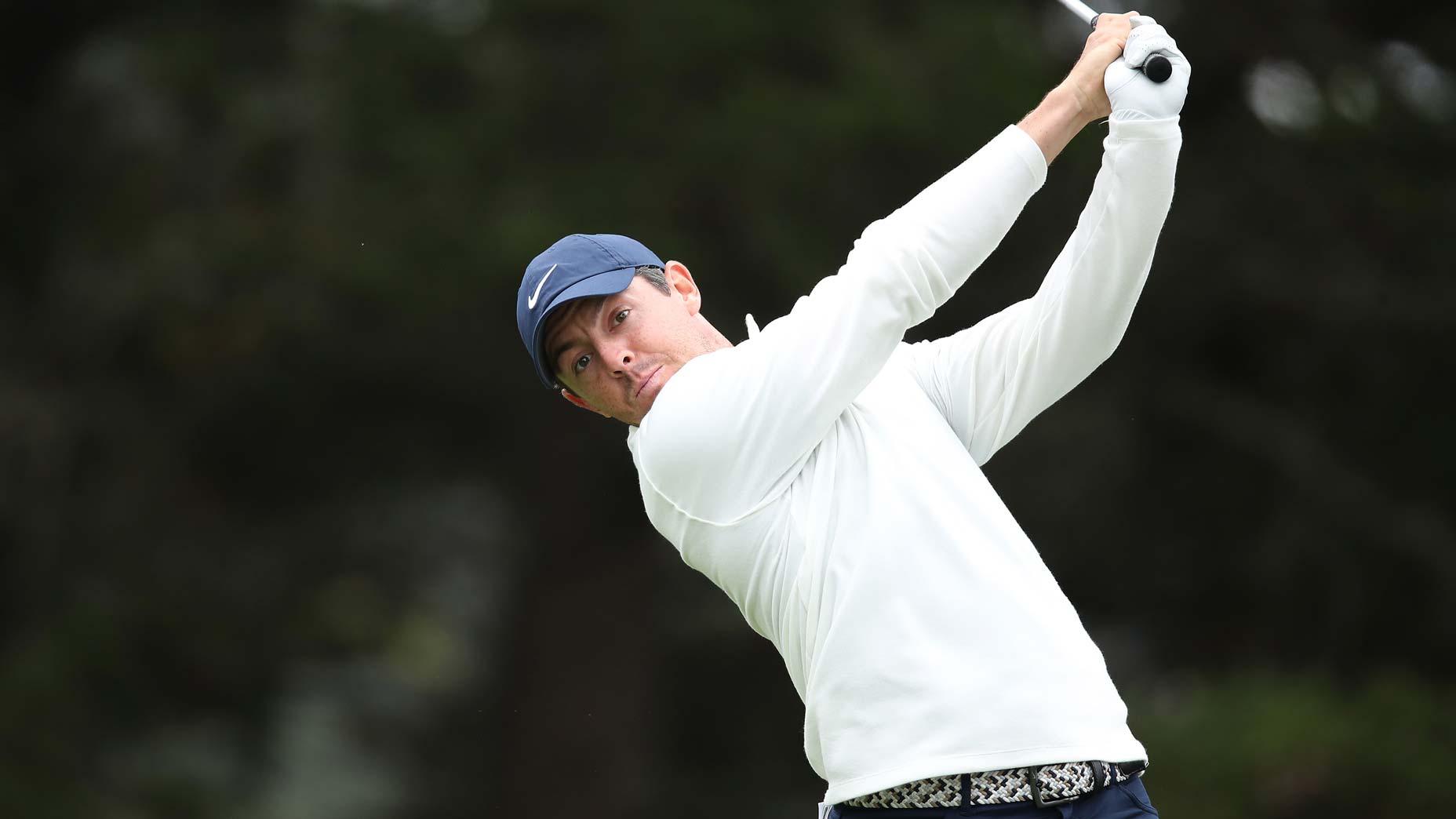 rory mcilroy swings