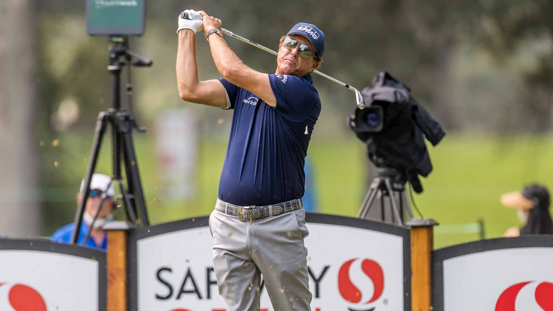 Pro golfer Phil Mickelson