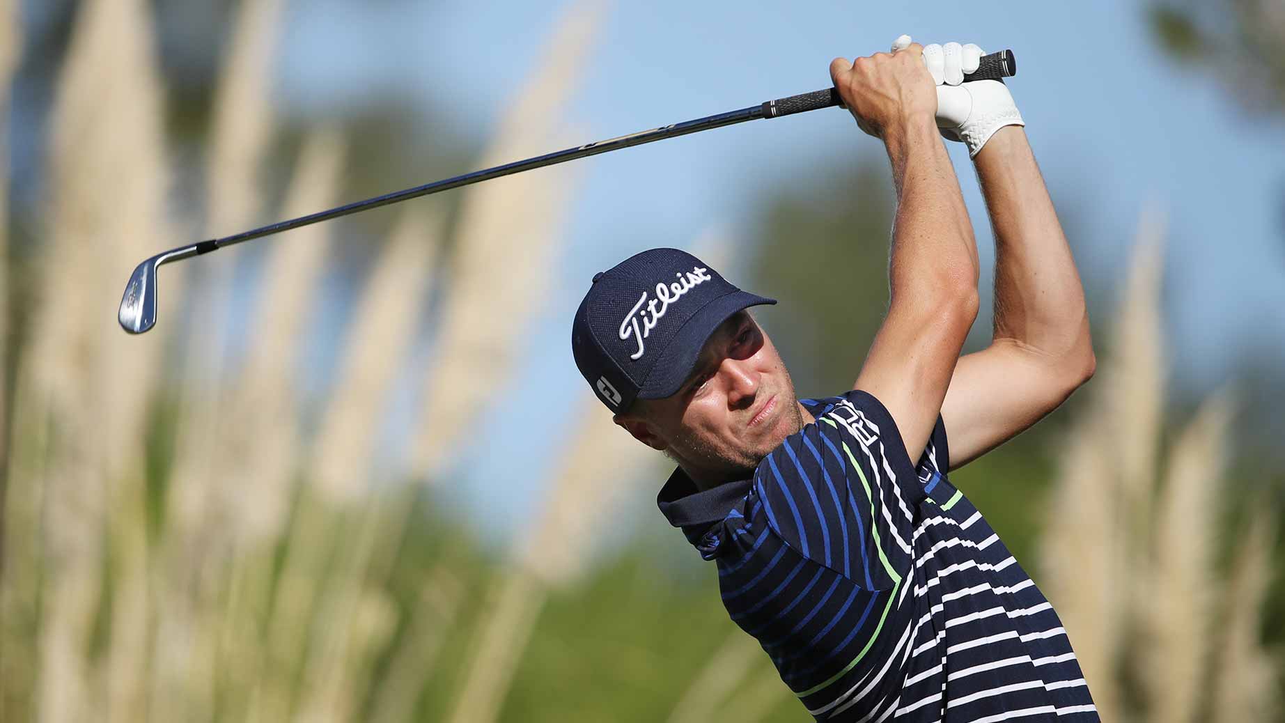 justin thomas swings iron cj cup