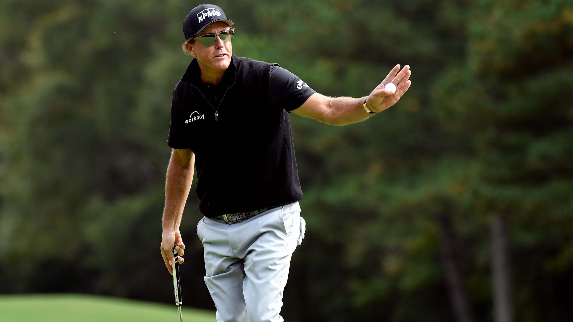phil mickelson waves