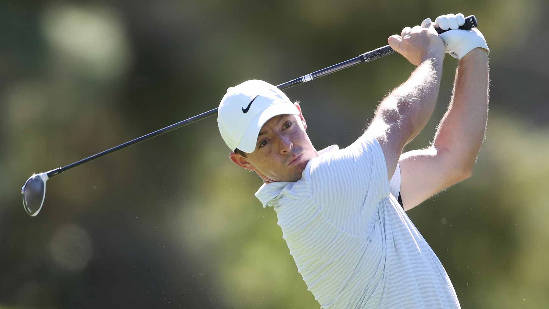rory mcilroy swings fairway wood cj cup