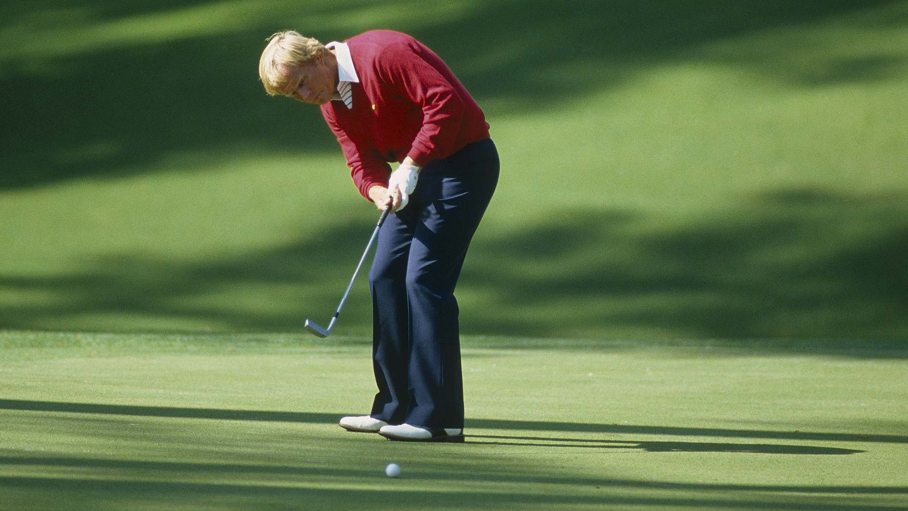 jack nicklaus putts