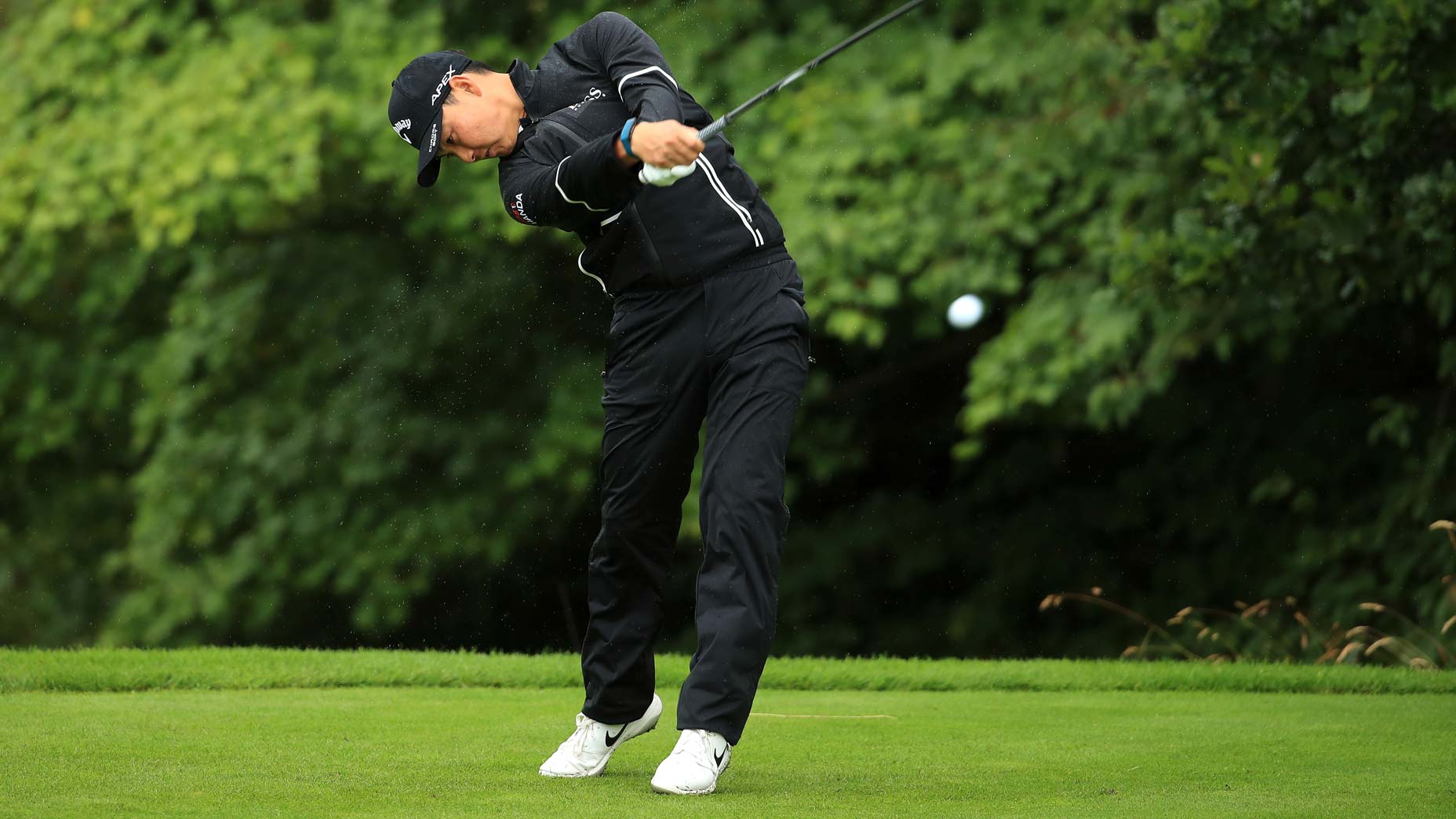 min woo lee swings