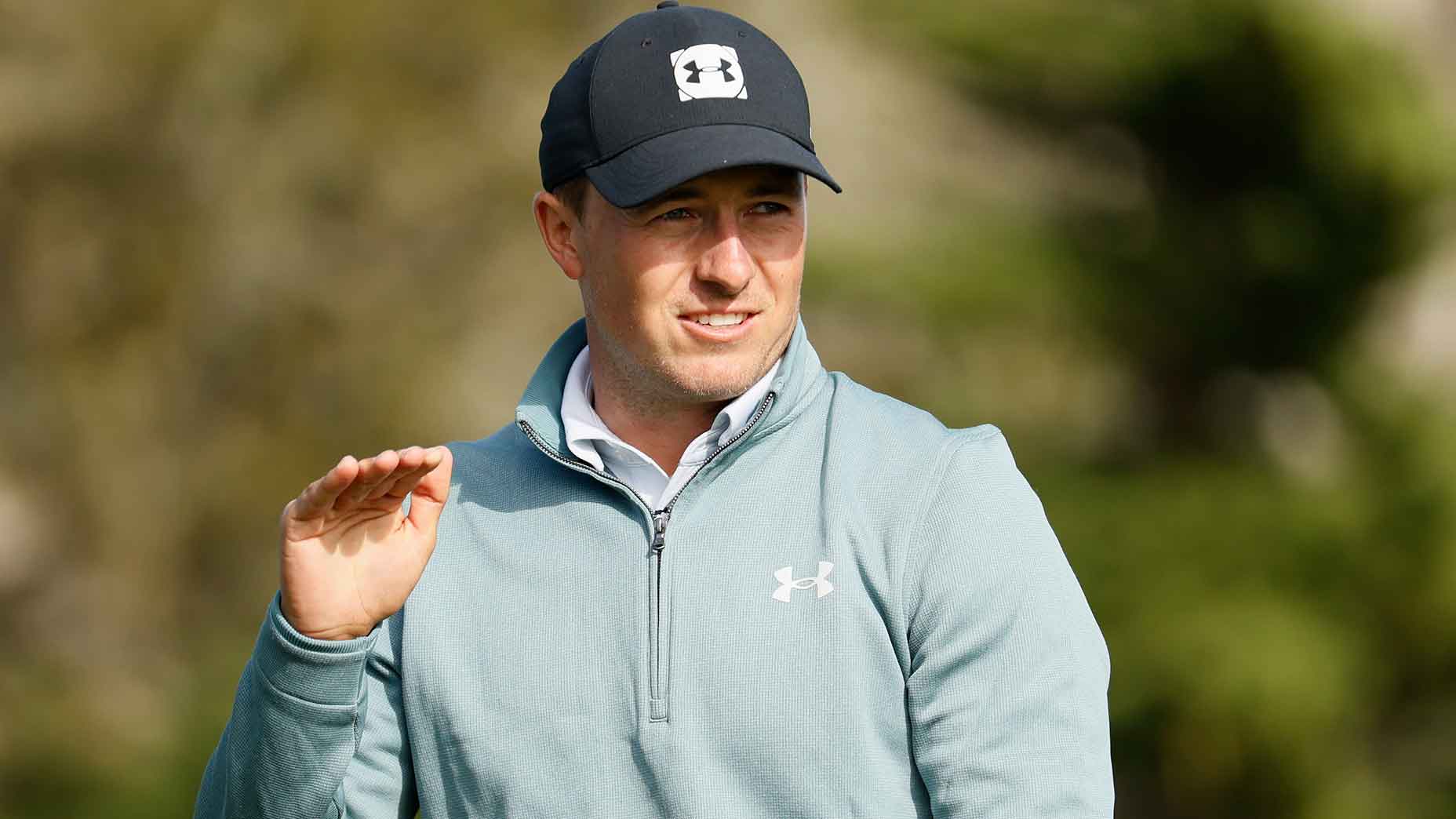 jordan spieth moves hand pebble beach