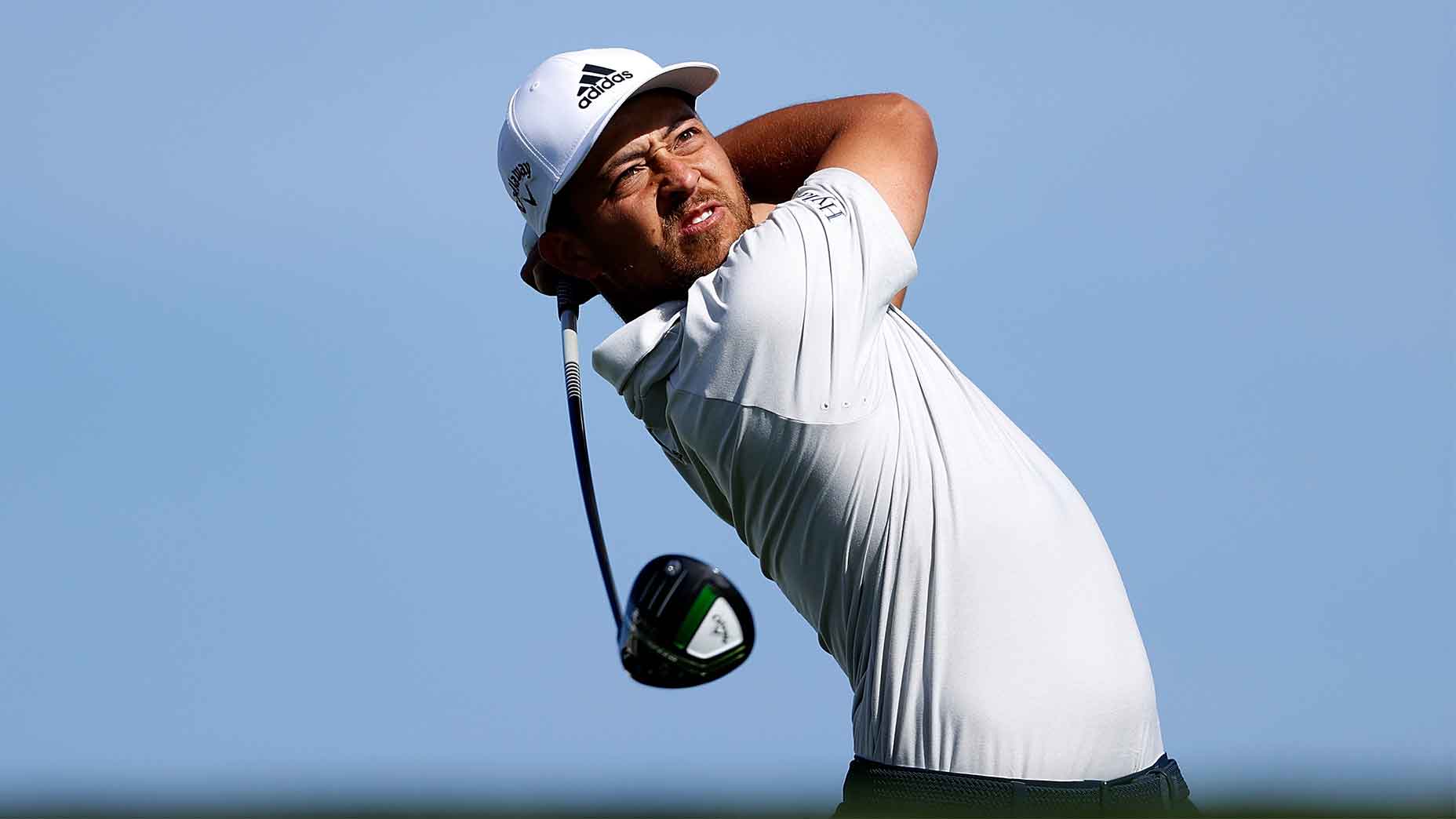 xander swings callaway driver