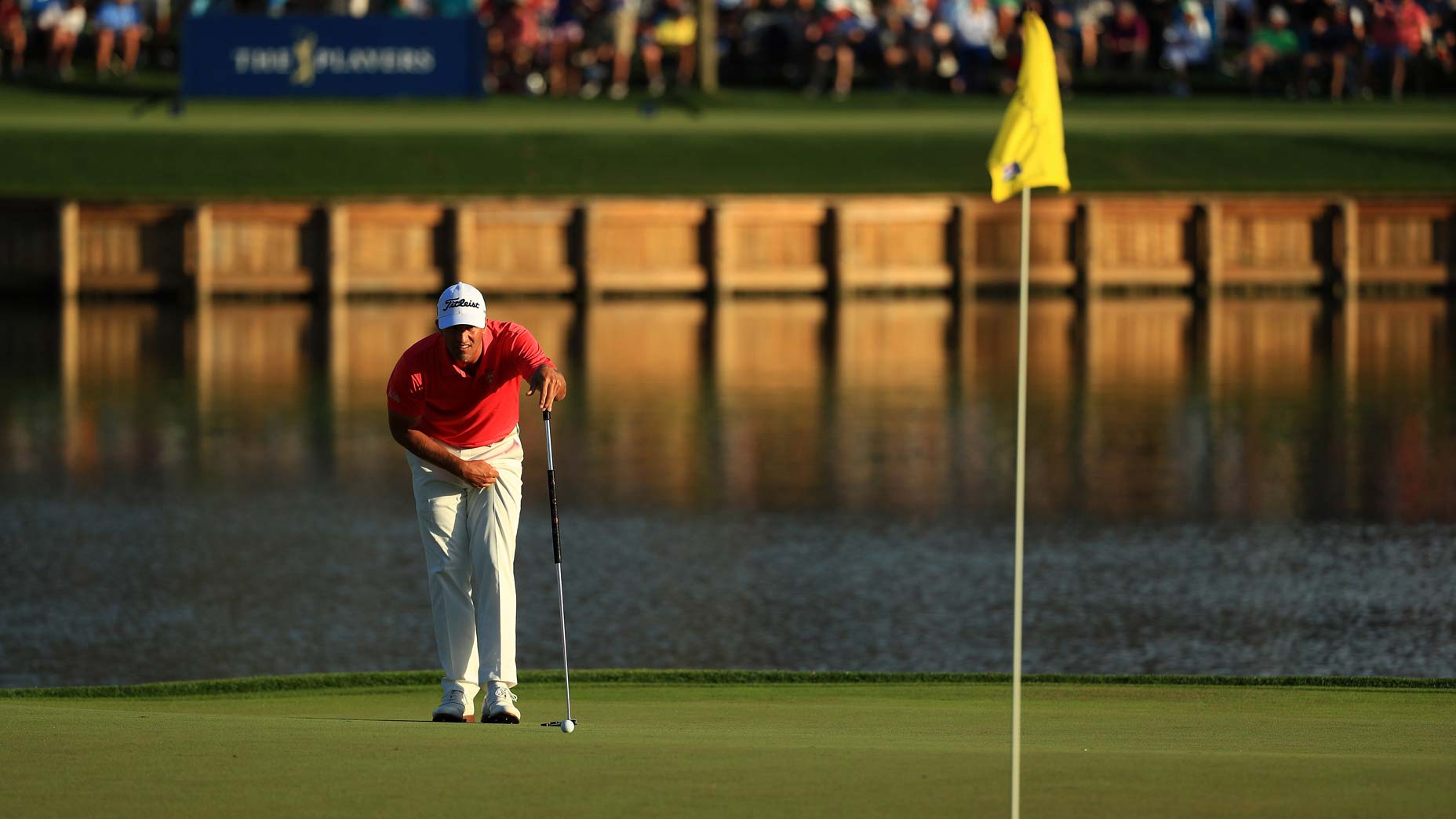 If you’re like most golf fans, you’ll be glued to the TV this weekend as pros tackle TPC Sawgrass for the Players Championship. The PGA Tour’s marquee event is sure to produce some wild theatrics on Pete Dye’s diabolical design, which should make for some high-quality entertainment. Beyond the entertainment value, watching this weekend could benefit your own golf game as well — if you know what to look for. In this week’s CDW Roundtable, GOLF Top 100 Teacher Brady Riggs explained some things that amateurs can learn from watching the pros. Watch the video above or read below to learn two things you can learn from watching the pros play.