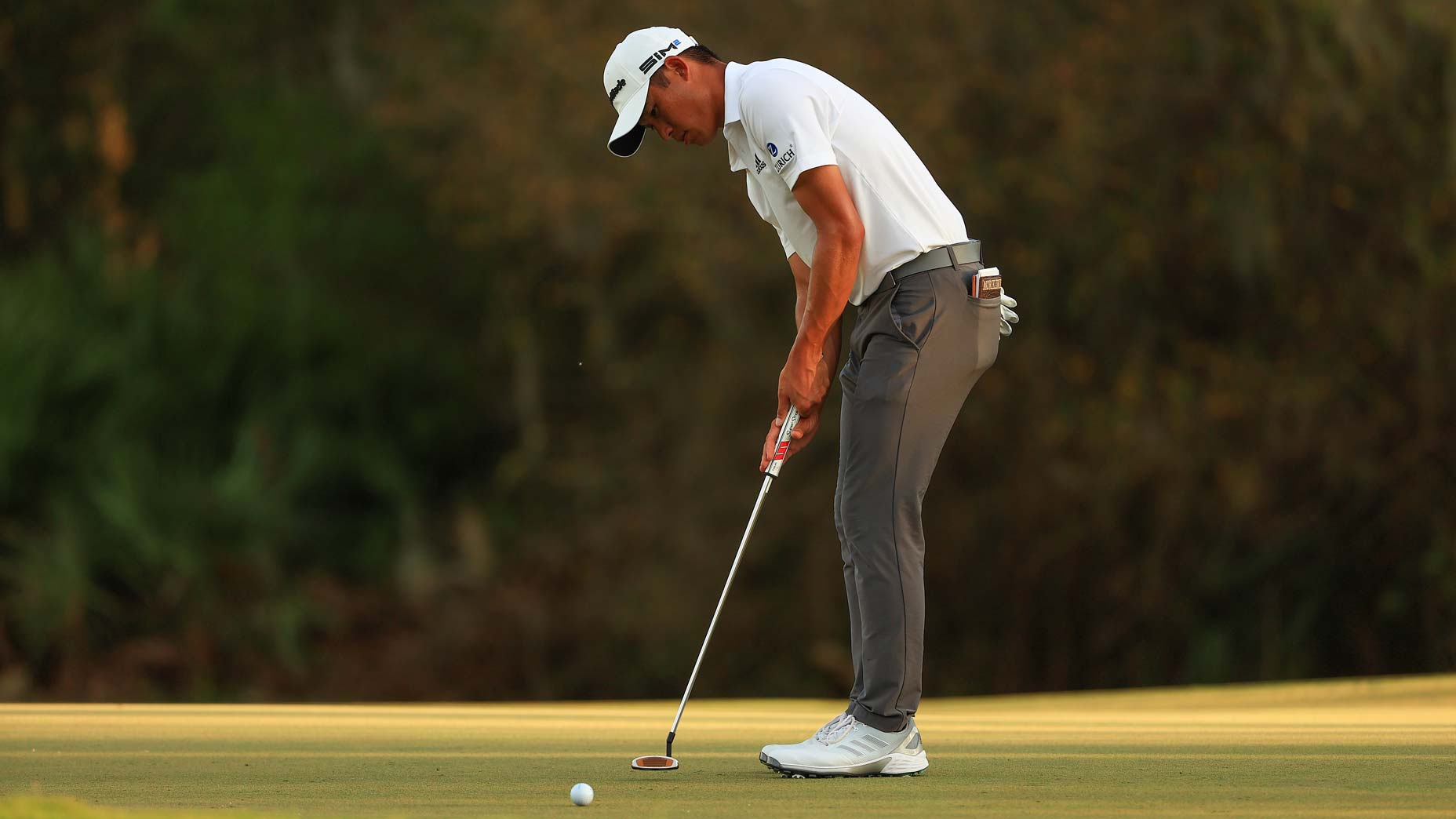 collin morikawa putts