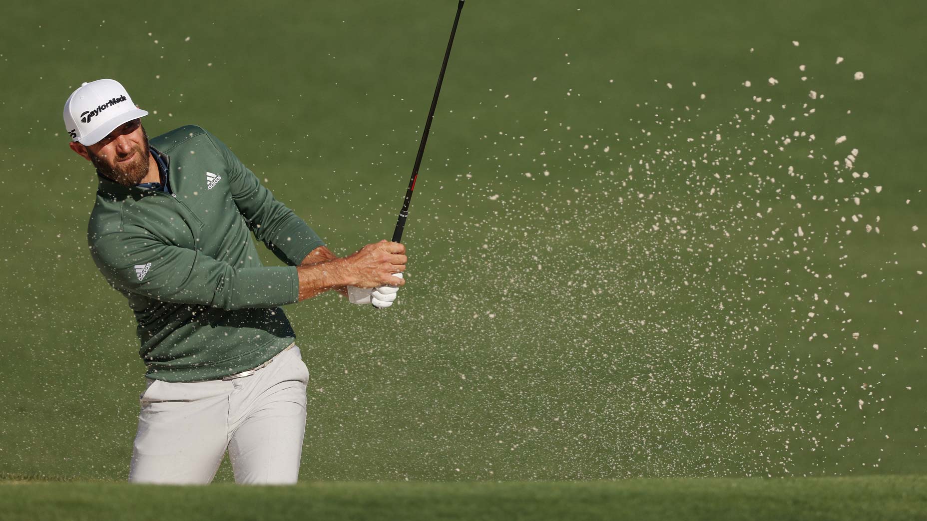 dustin johnson hits bunker shot