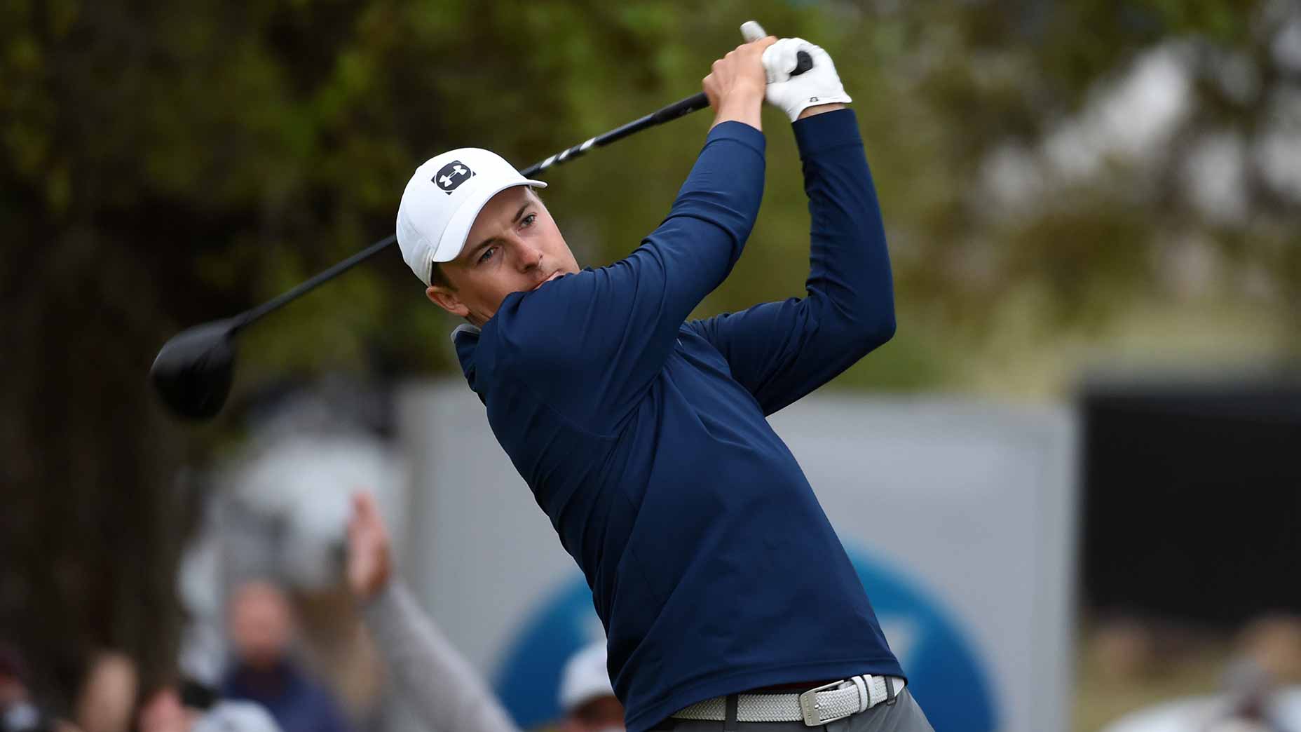 jordan spieth swings driver