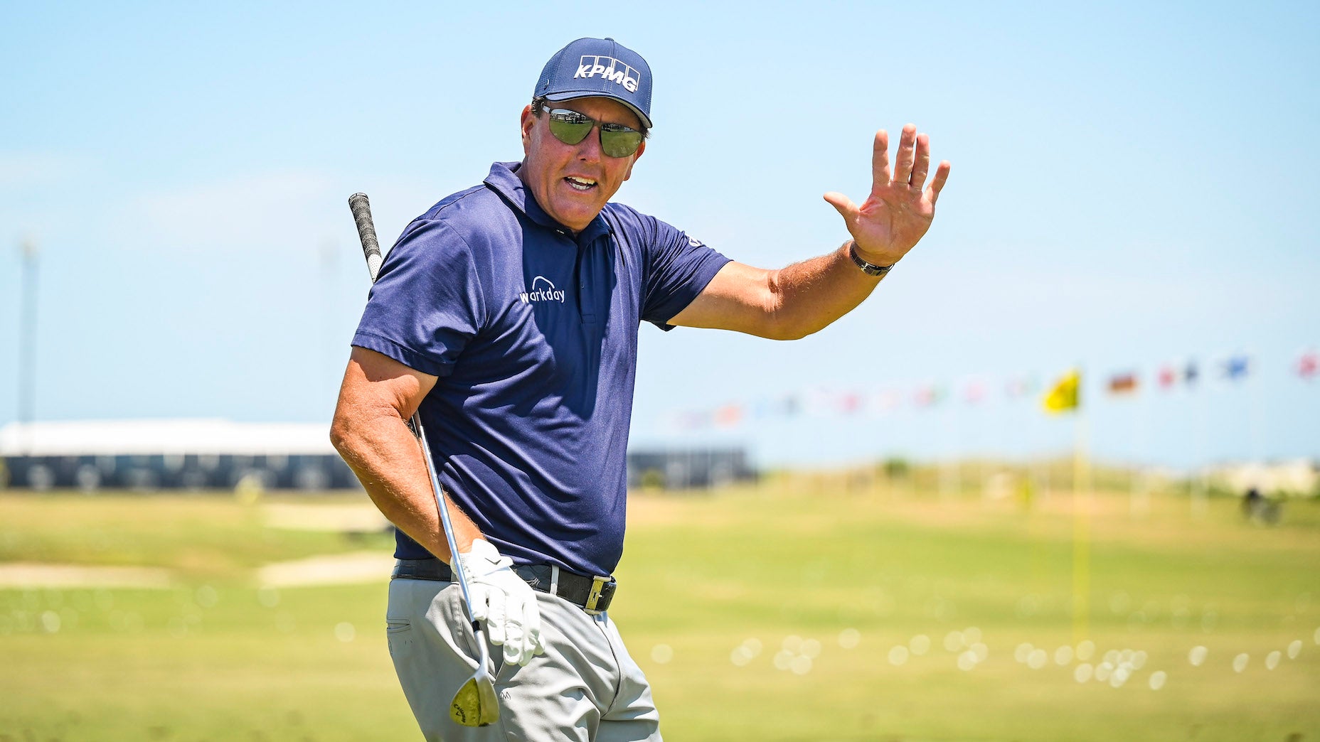 PHIL MICKELSON IS MY ALT TEXT