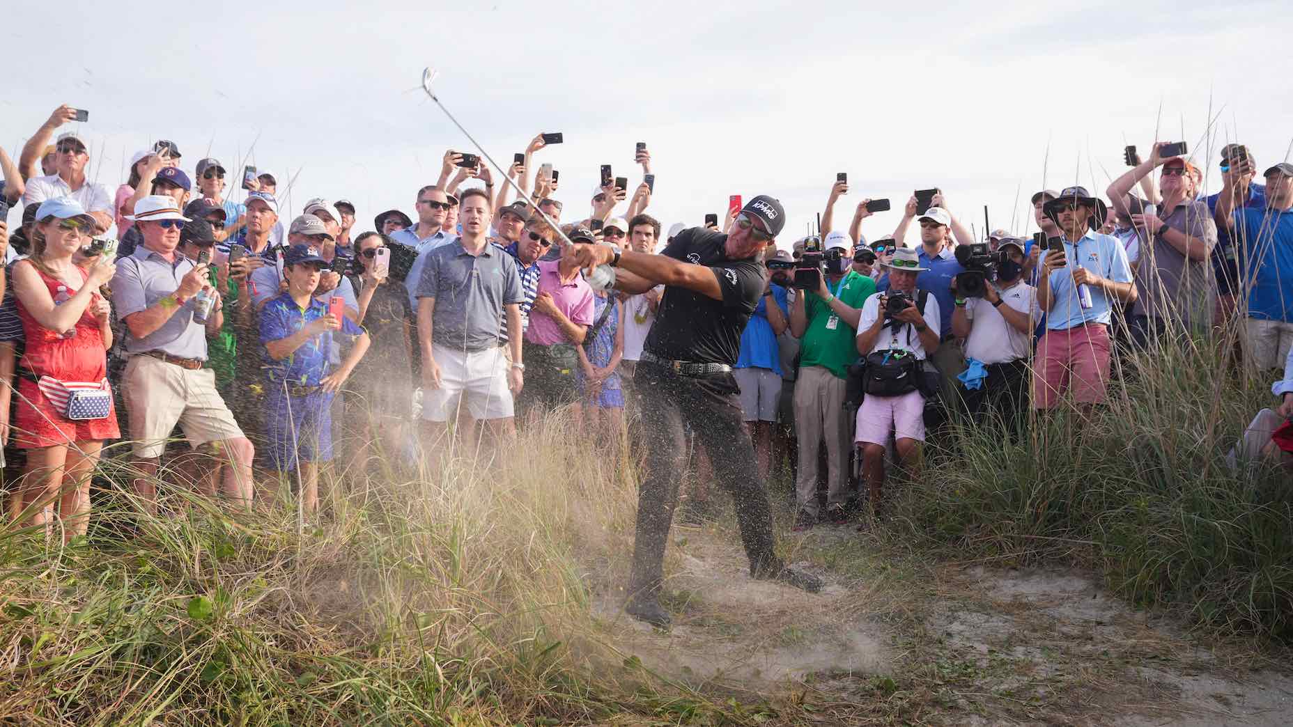 phil mickelson inside ropes