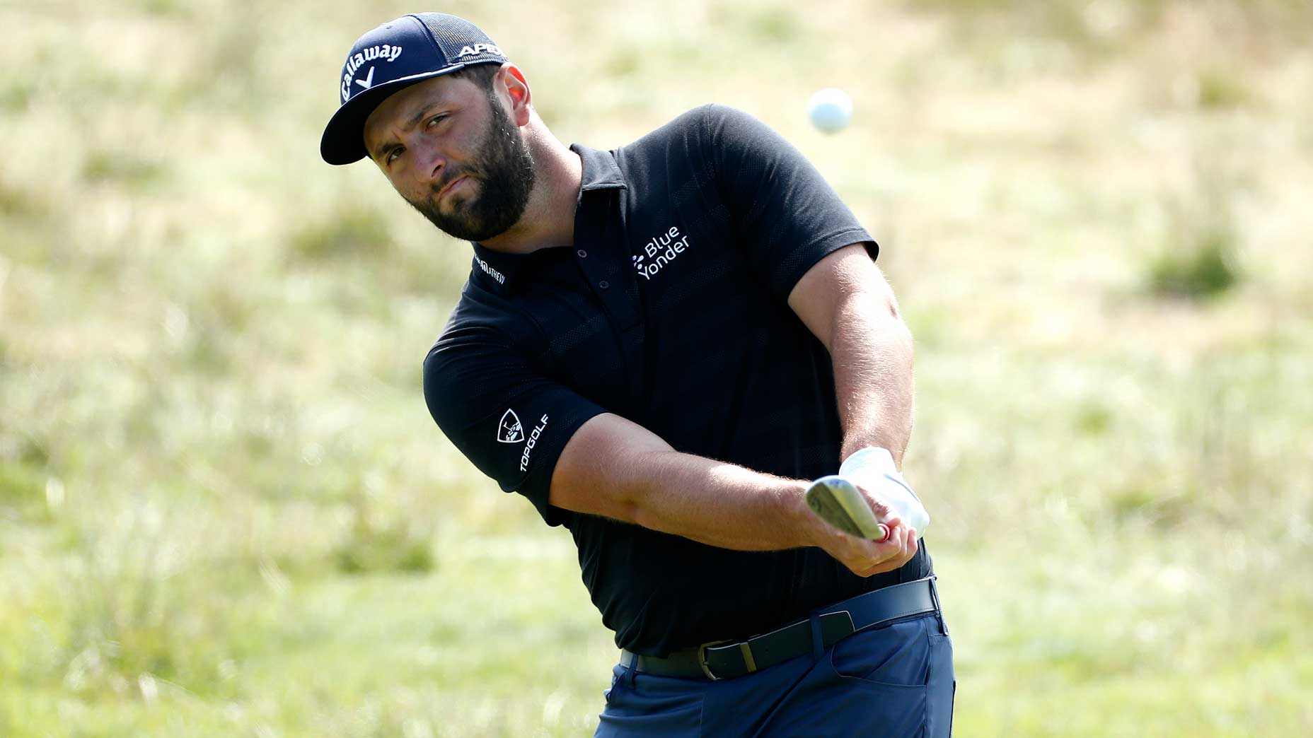 jon rahm hits chip