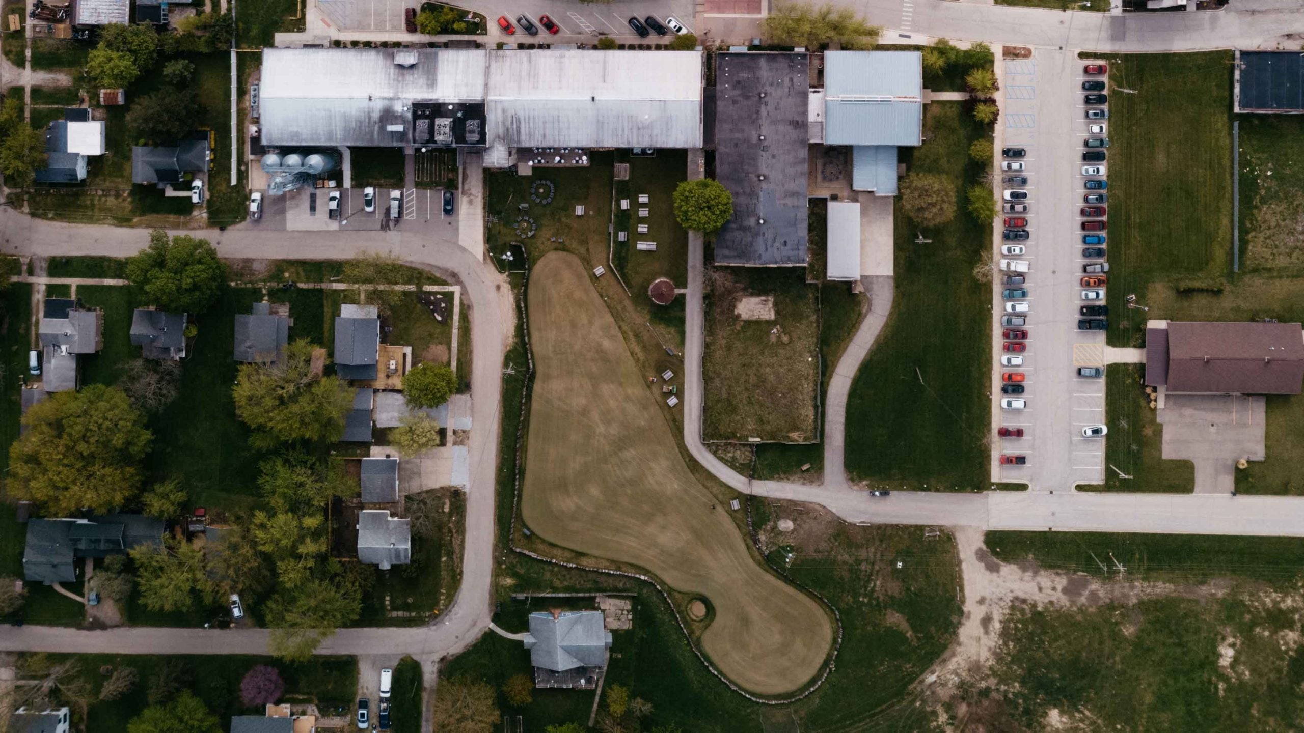 three oaks putting green