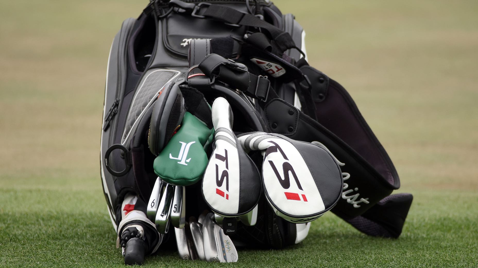 mixed irons titleist
