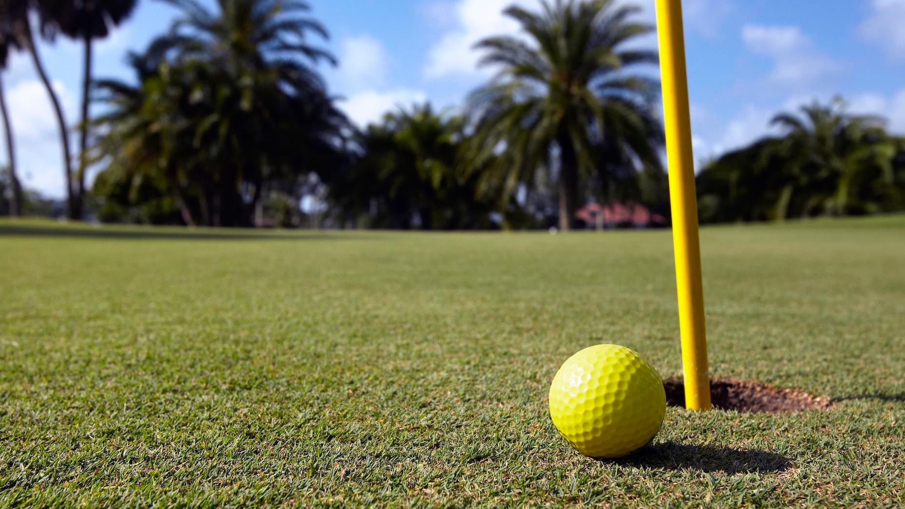 yellow golf ball difference