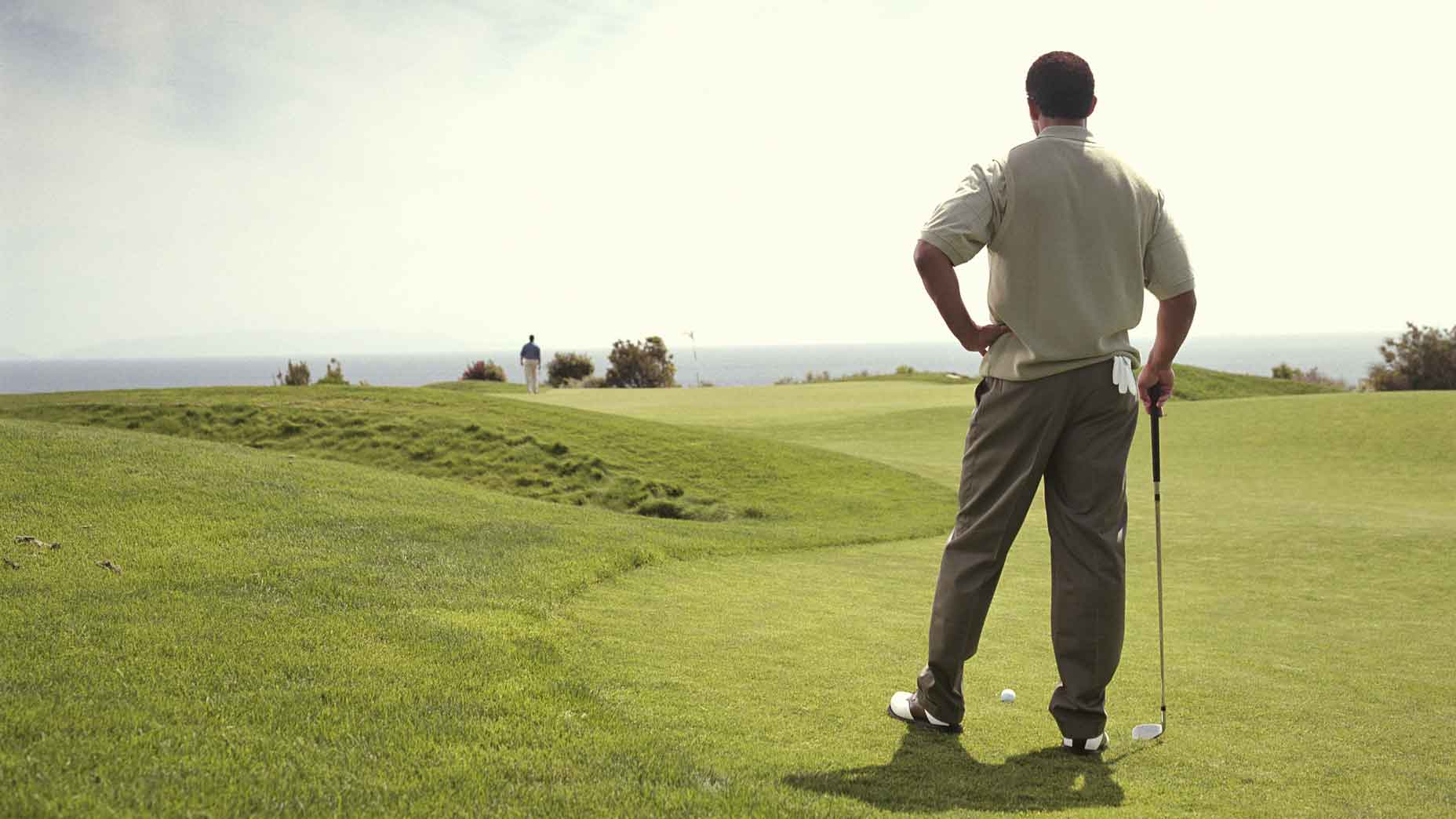 Rules Guy: Is it permissible to play holes out of order to avoid a slow group?