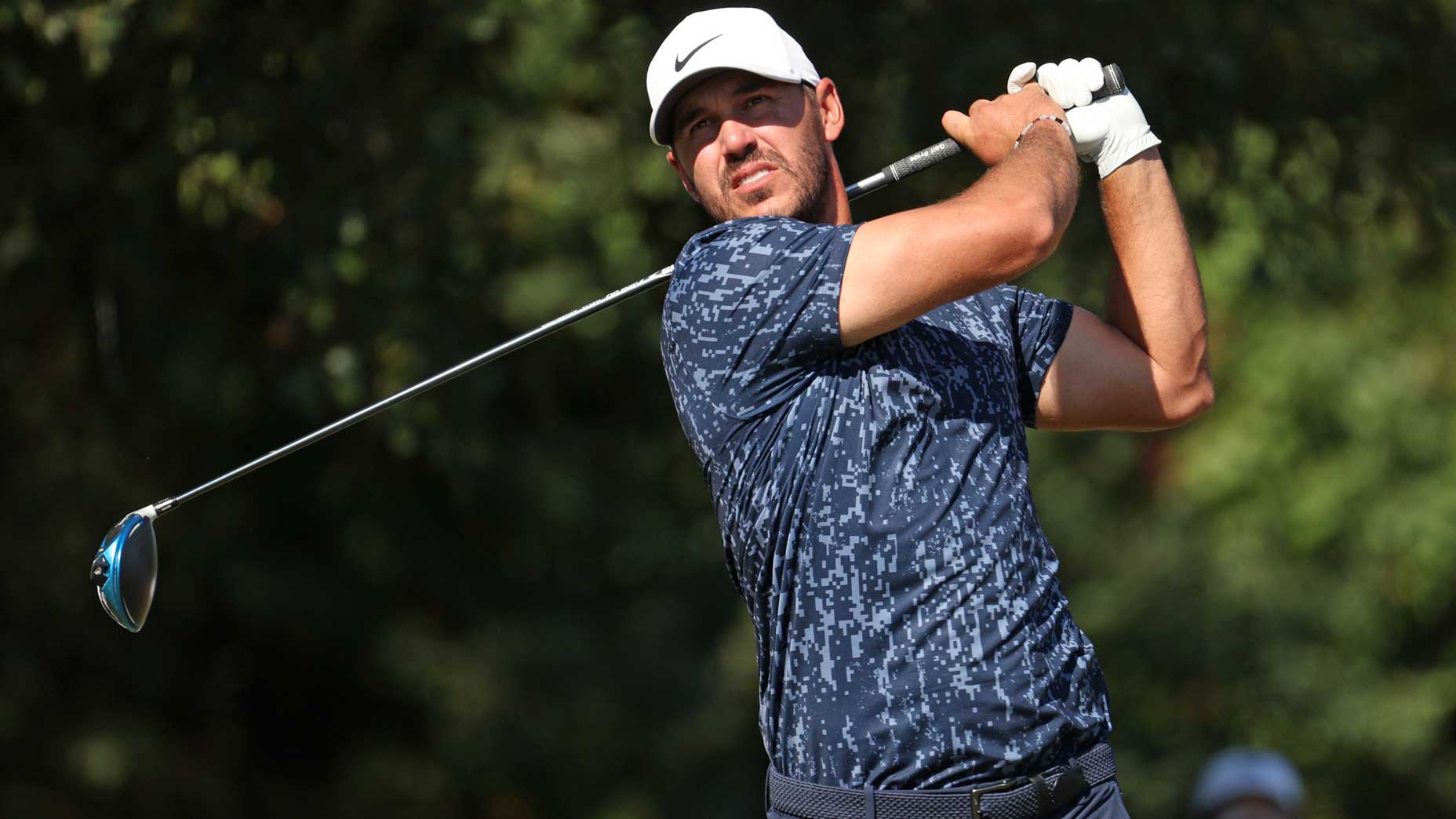 brooks koepka swings