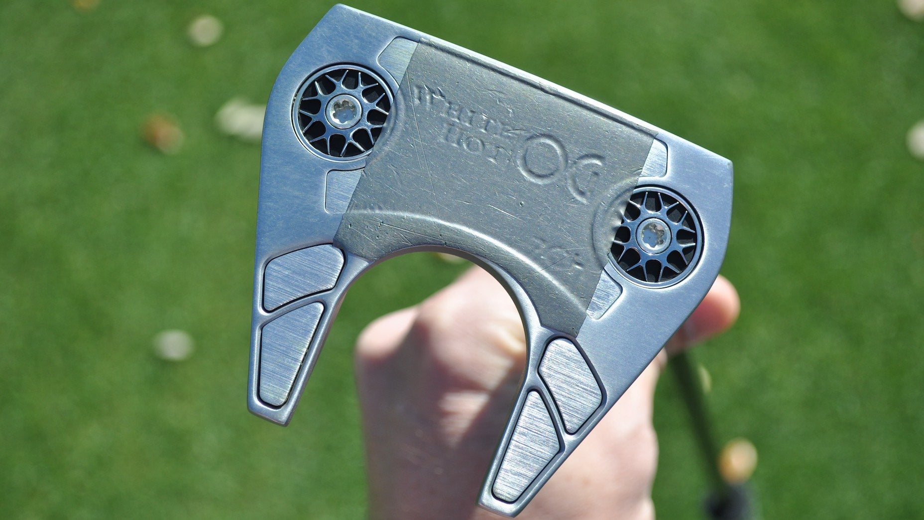 xander schauffele odyssey putter