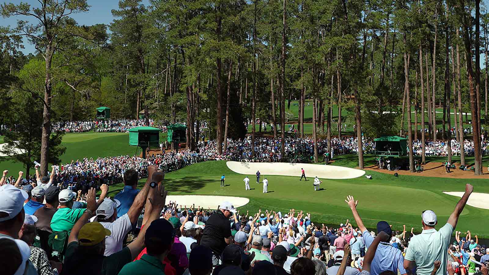On a Tiger Woods-crazed Thursday, the Masters shines again