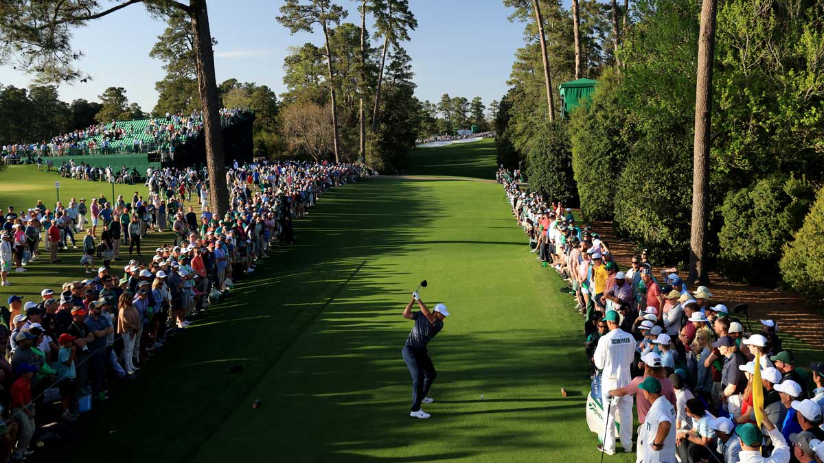 Scottie Scheffler at the Masters 18th hole