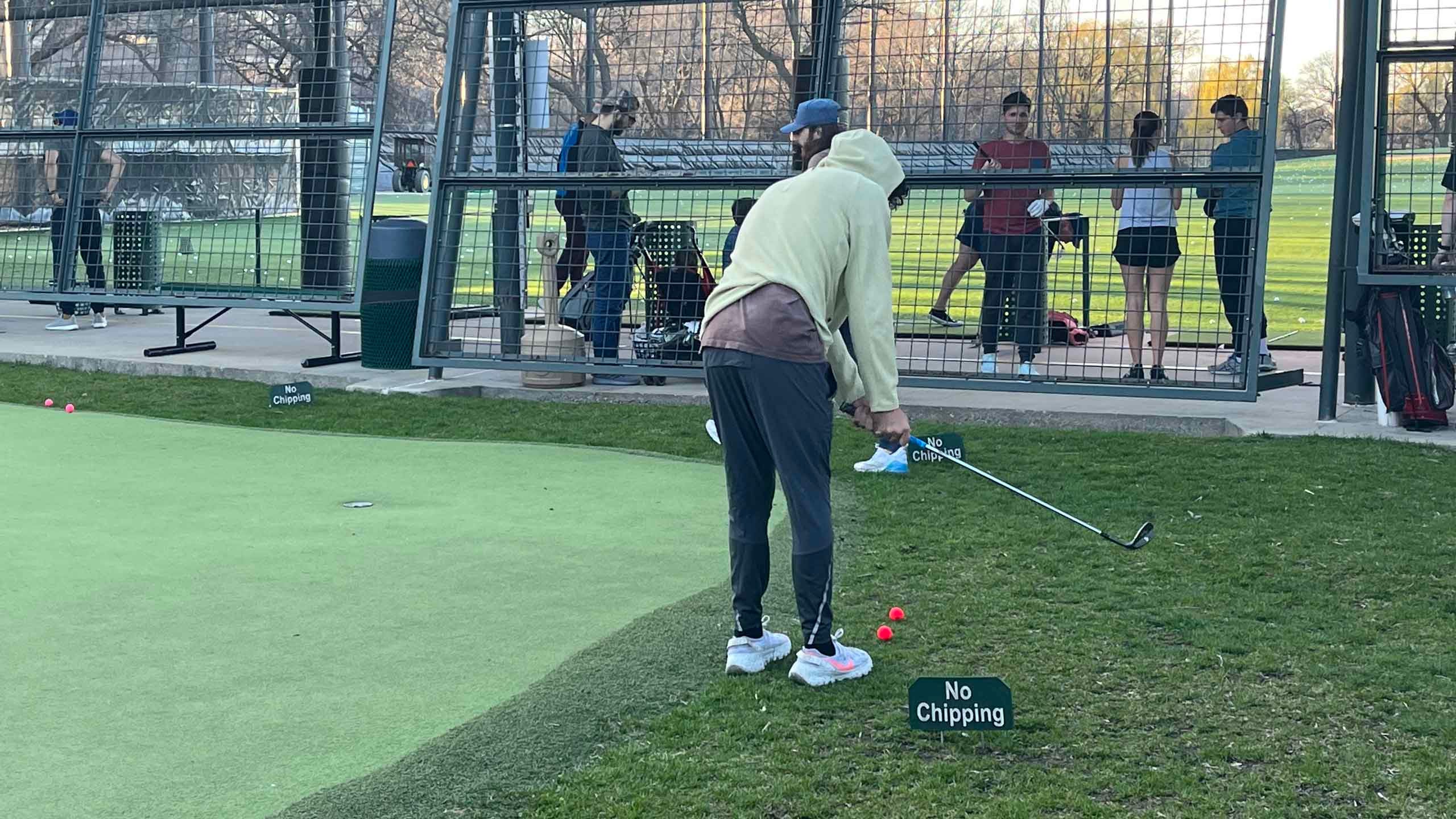 diversey driving range