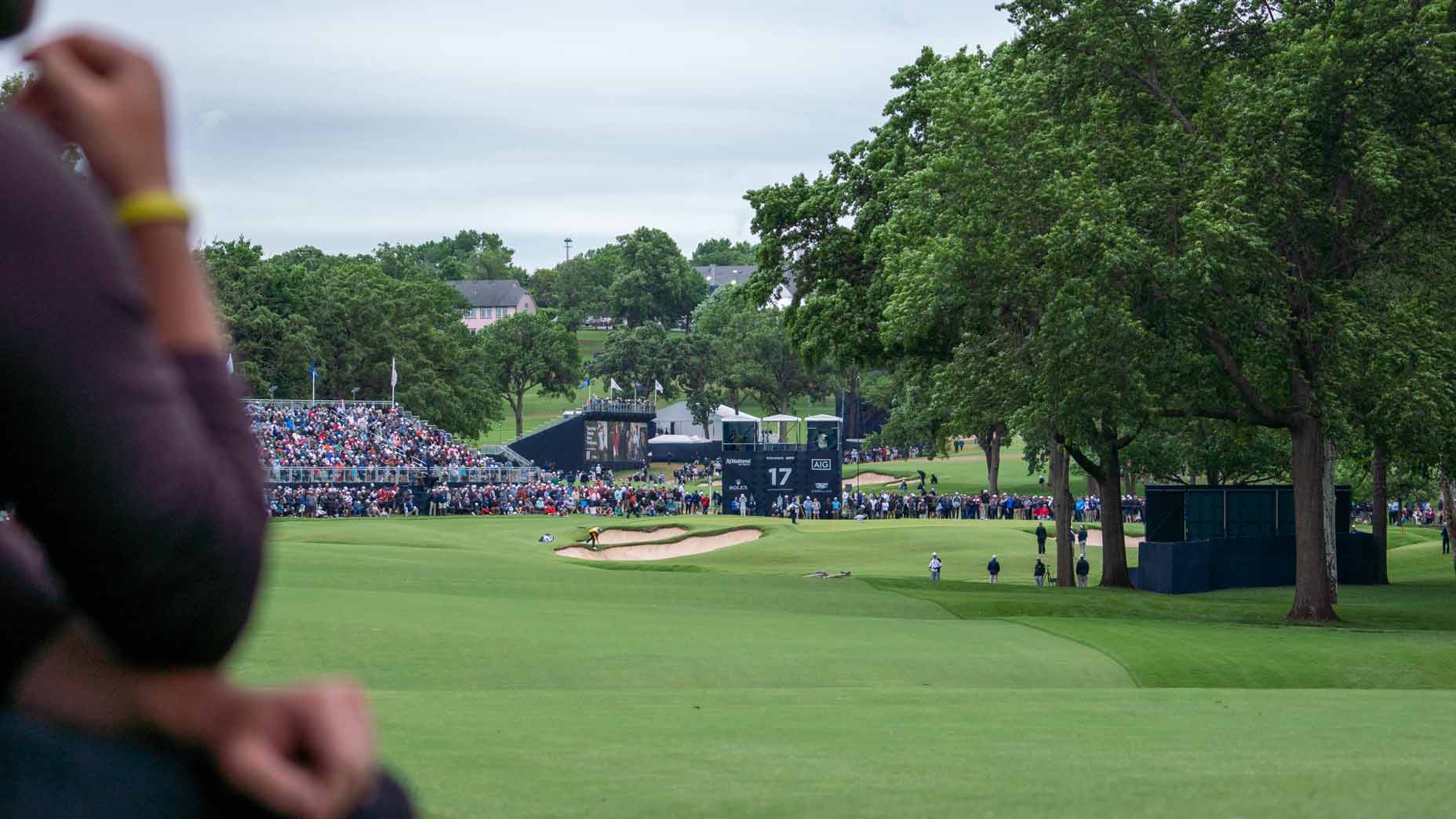southern hills 17th hole