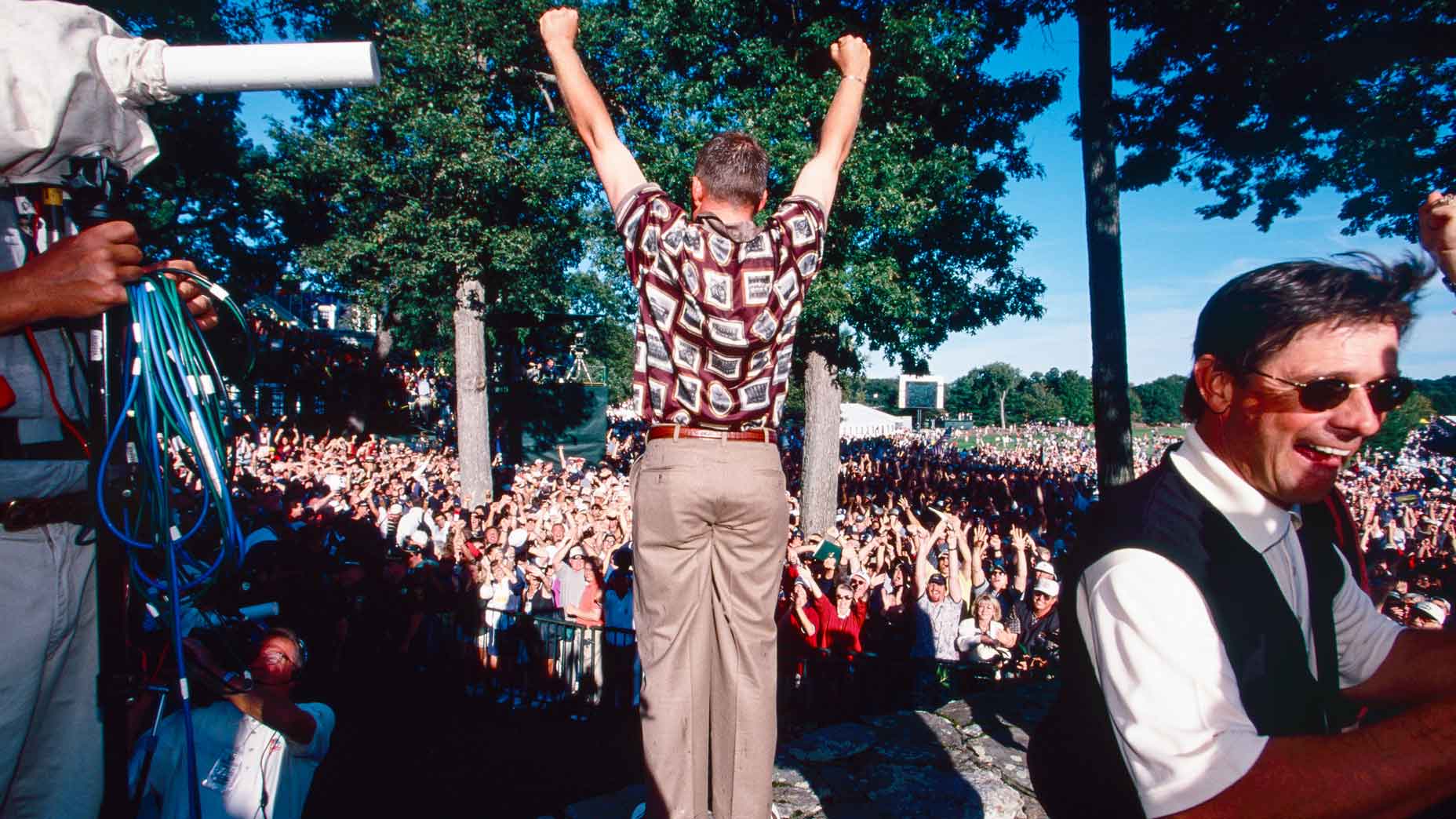 justin leonard celebrates