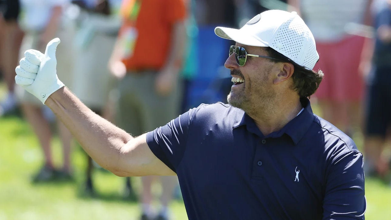 Phil Mickelson gives the crowd a thumbs-up at the 2022 U.S. Open