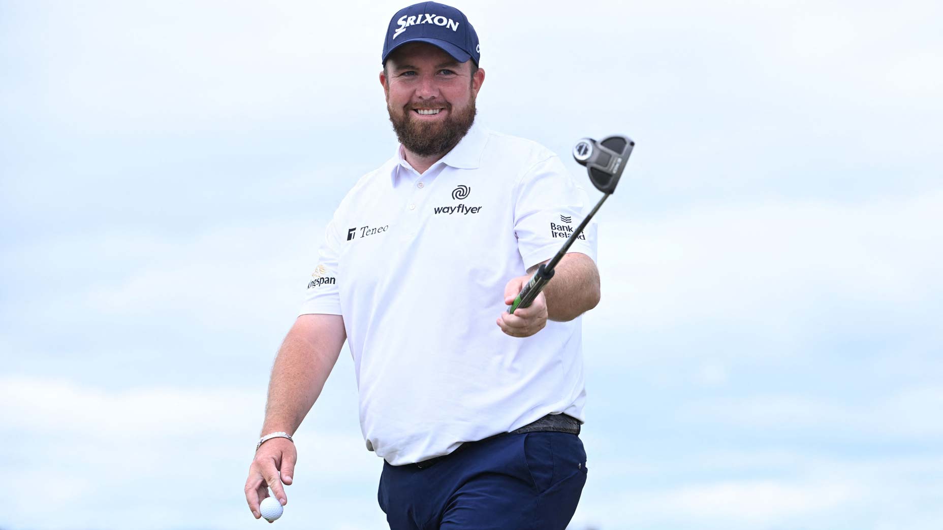 Shane Lowry raises his putter at 2022 Open Championship
