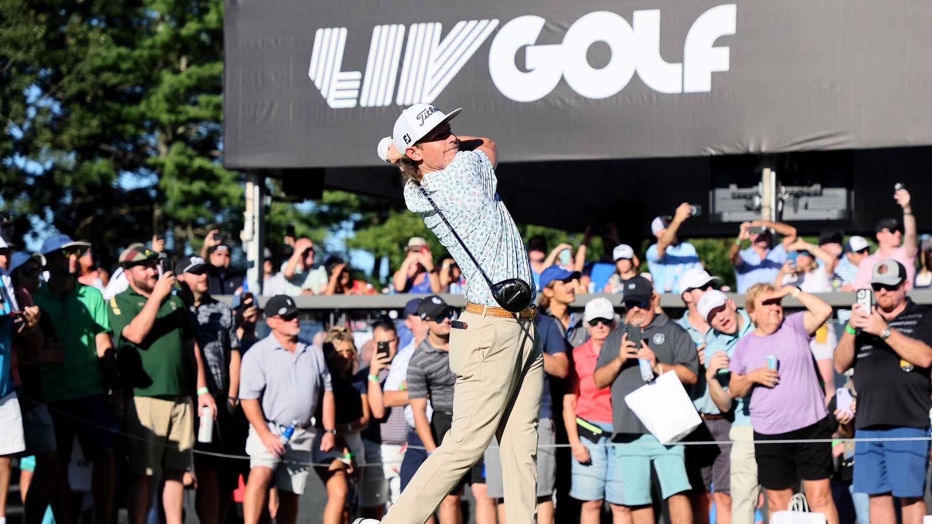 Cameron Smith of Australia hits his tee shot on the 16th hole during Day One of the LIV Golf Invitational - Boston at The Oaks golf course at The International on September 02, 2022 in Bolton, Massachusetts.