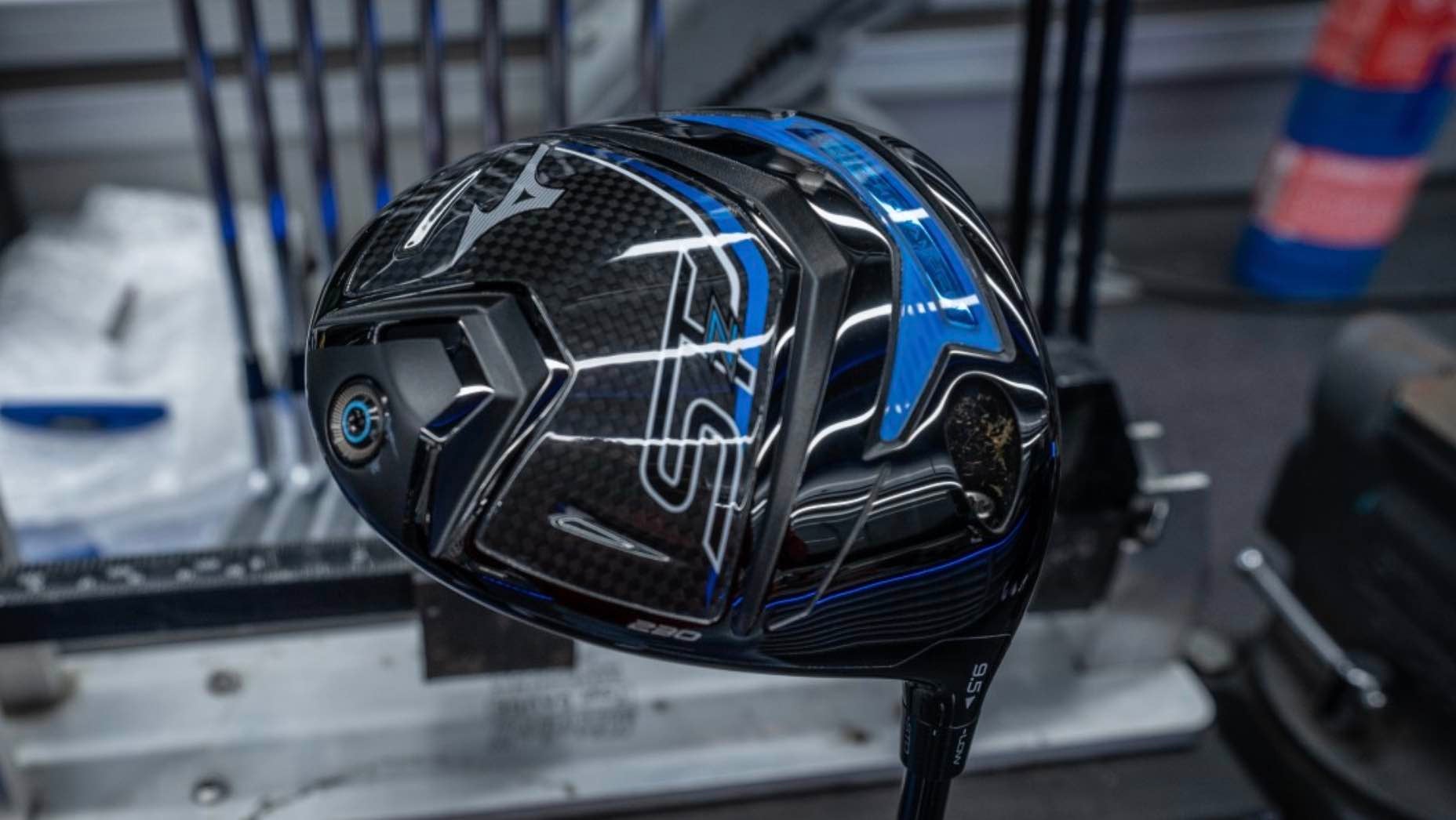 Mizuno ST 230 driver color image 2023